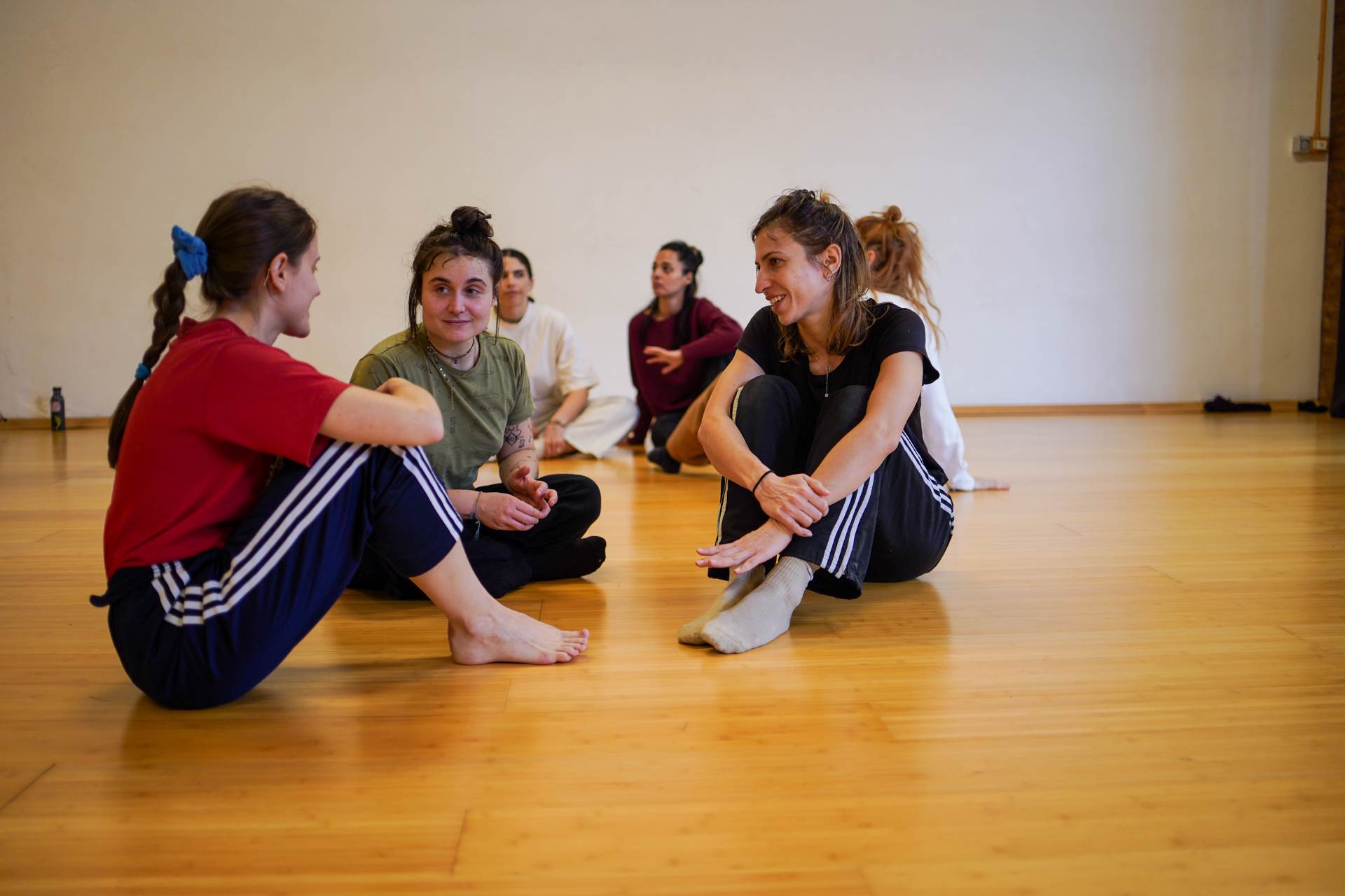 Teaching practice — group conversation between exercises